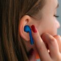 TESLA Sound EB10 - bezdrátová Bluetooth sluchátka (Metallic Blue)