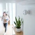 TESLA SecureQ TS01 - senzor přítomnosti
