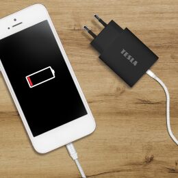 TESLA Power Charger T100 - rychlonabíječka 20 W PD 3.0/PPS (černá barva)